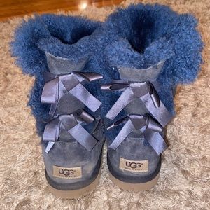 COPY - Blue Ugg boots size 9 with bow ribbons in the back